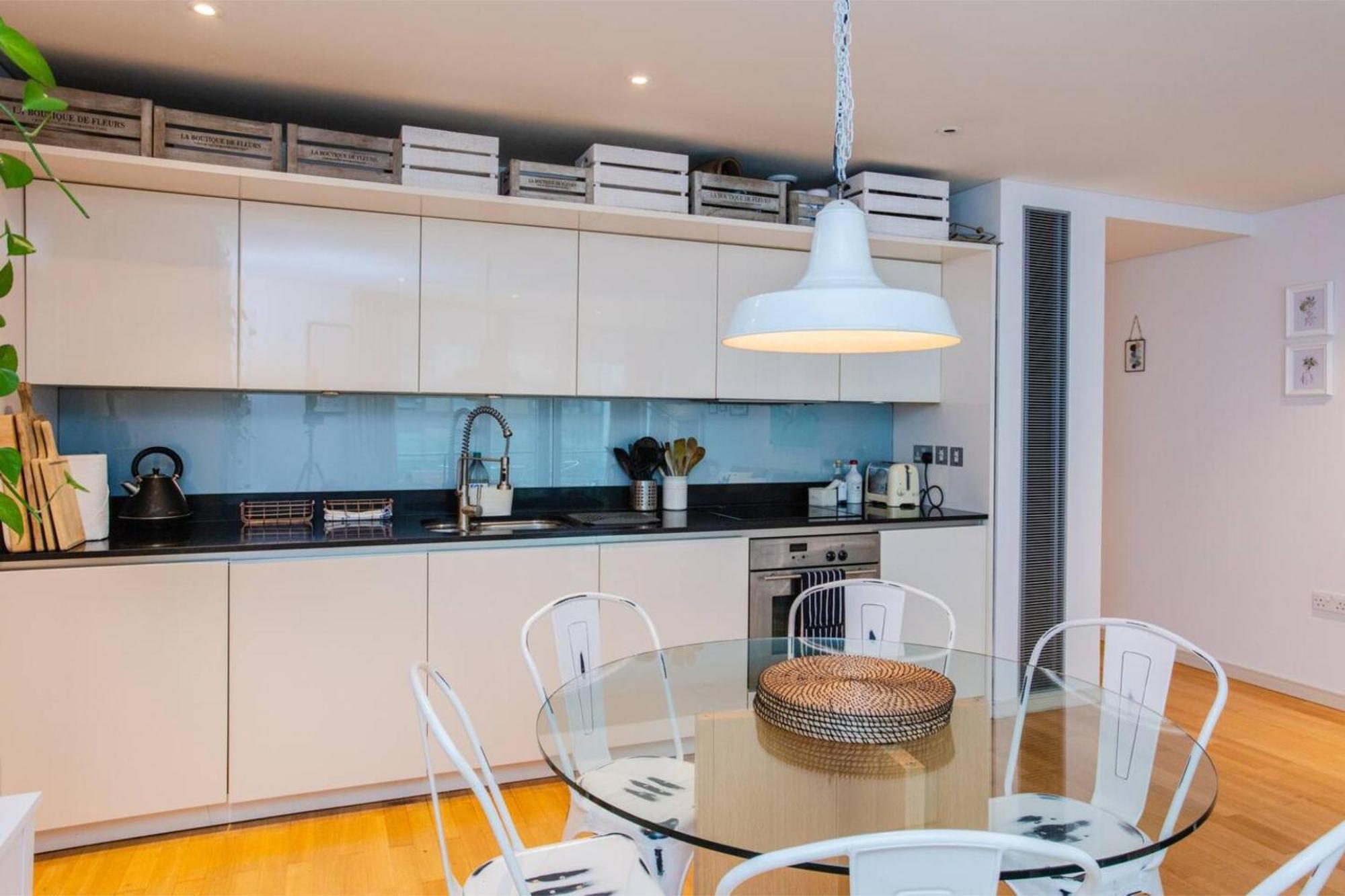 Modern 3 Bedroom Apartment In Paddington Лондон Екстер'єр фото