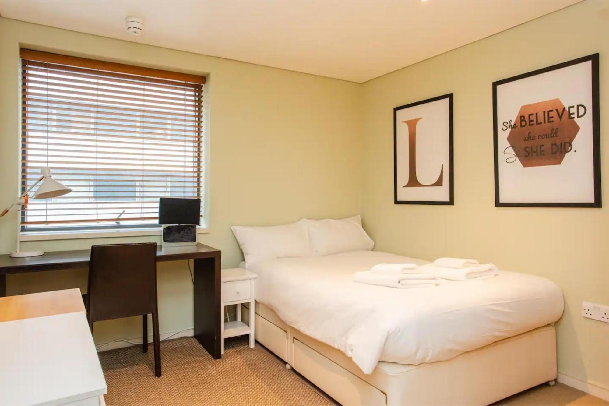Modern 3 Bedroom Apartment In Paddington Лондон Екстер'єр фото