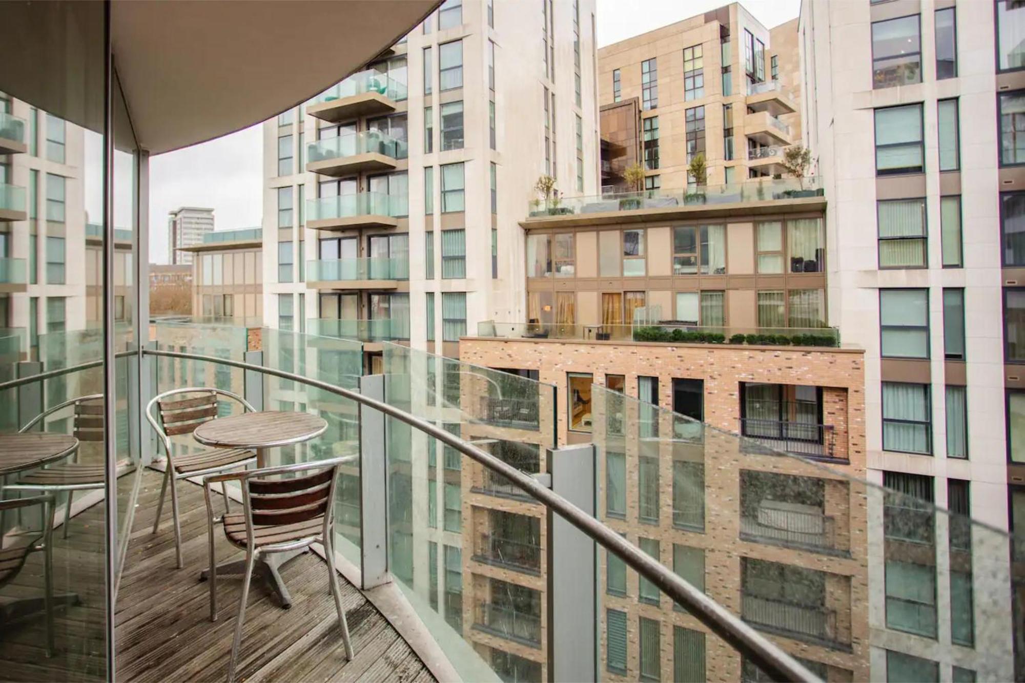 Modern 3 Bedroom Apartment In Paddington Лондон Екстер'єр фото